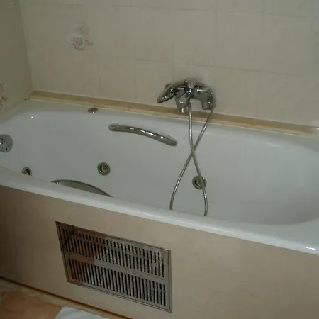 La Poste ホテル 3*